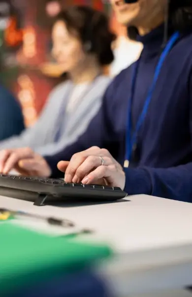 Expert Faculty & Support